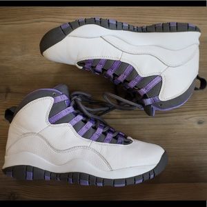 AUTHENTIC JORDAN 10 RETRO WHITE MEDIUM VIOLET - 2005 Release - Women’s sz 8